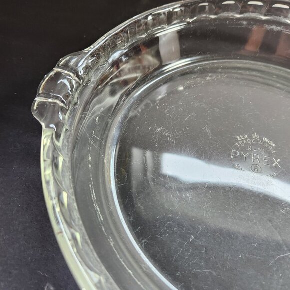 Vintage 80s Pyrex Pie Plate 9 1/2" Fluted Clear Glass Retro Kitchen Cott… - Picture 4 of 6